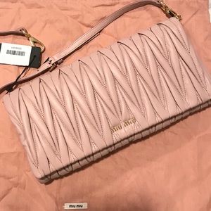 Authentic MIU MIU pink/nude Matelassé clutch bag